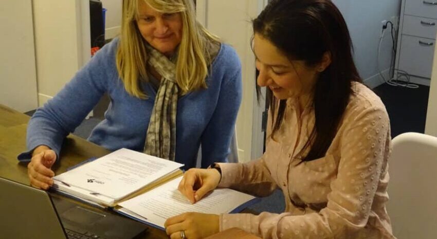 Karen And Sara 011117